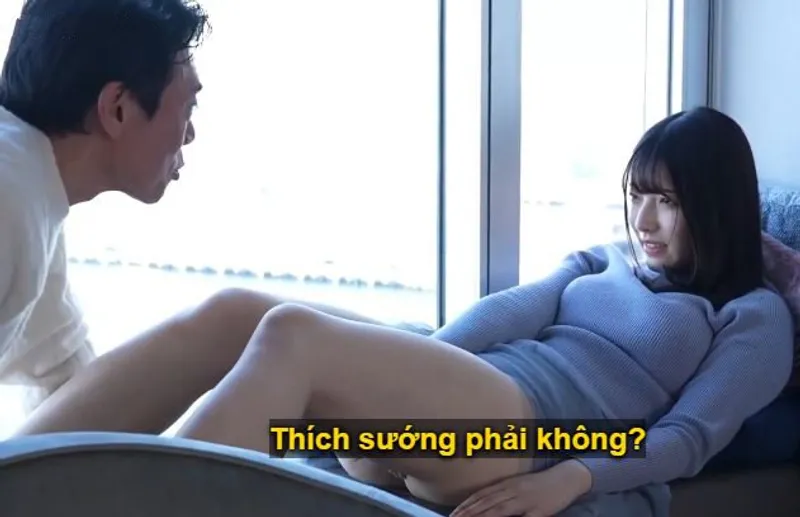 Buổi hẹn hò bí mật giữa lão đại gia và cô minh tinh tuổi teen non nớt tại nhà nghỉ sang trọng